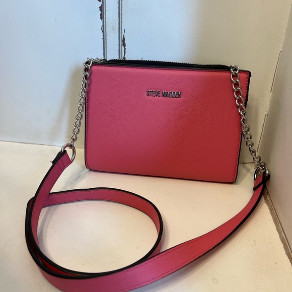 Steve Madden Handbags - Steve Madden crossbody purse